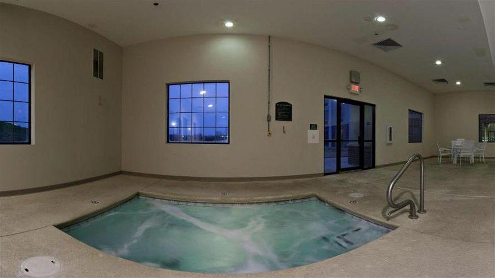Holiday Inn Express Hotel & Suites Vinita By Ihg Exterior foto
