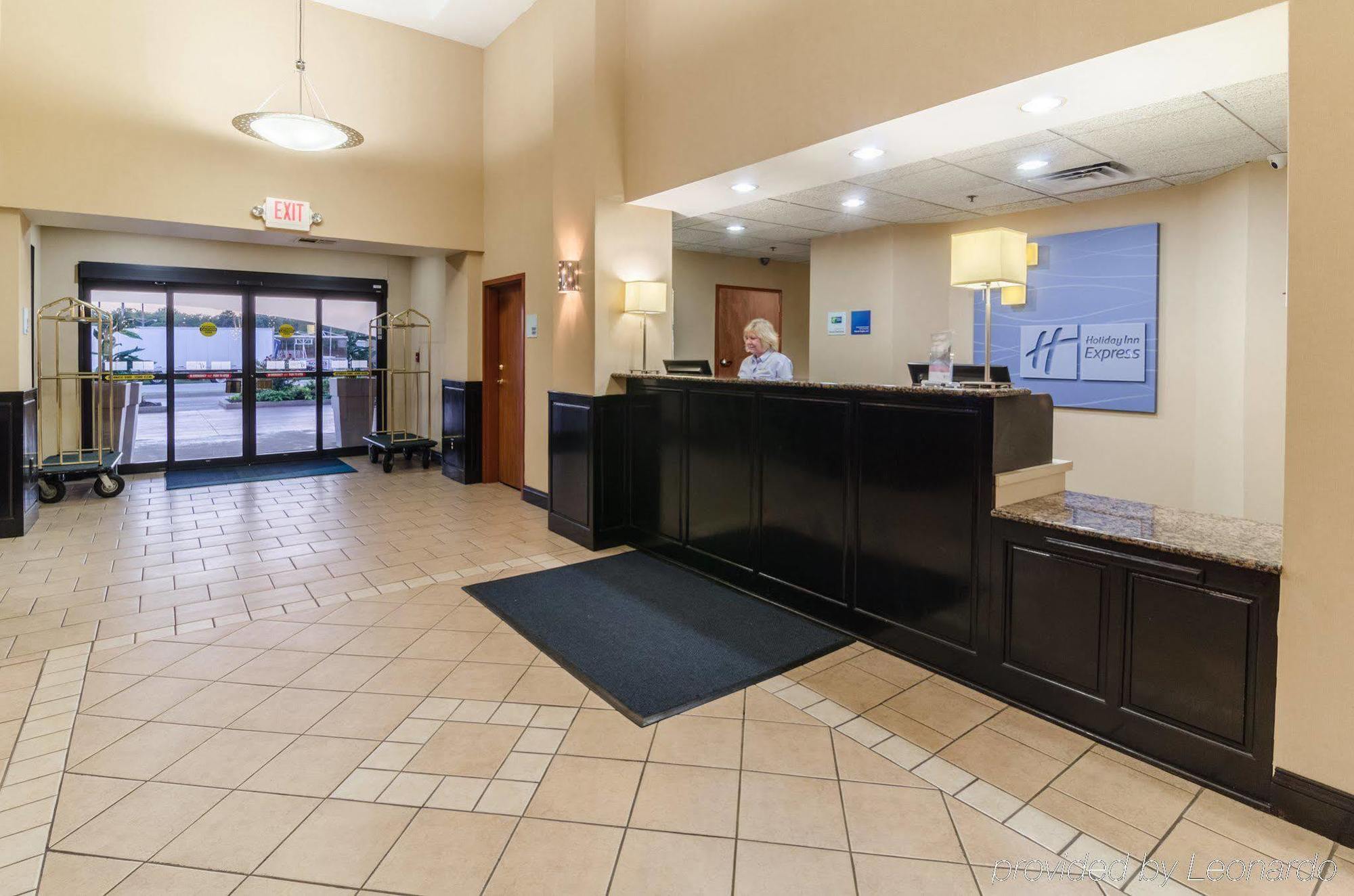 Holiday Inn Express Hotel & Suites Vinita By Ihg Exterior foto