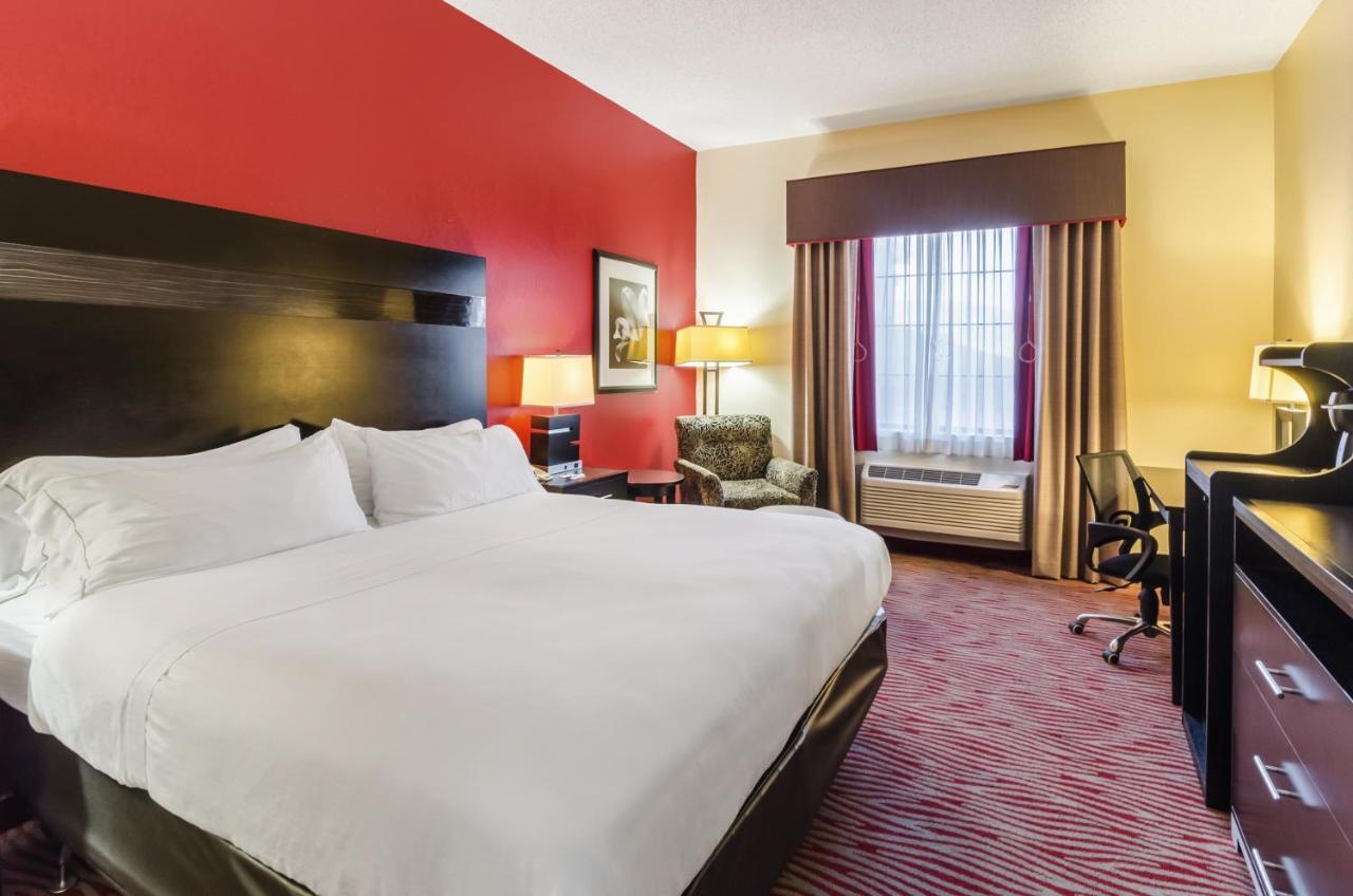 Holiday Inn Express Hotel & Suites Vinita By Ihg Exterior foto
